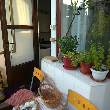 Promenada, 3 Camere, Max 6 Persoane, Locatie Ideala, 10 Min De Mers Pana La Plaja * Constanta