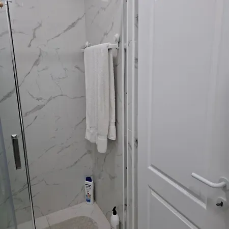 Promenada, 3 Camere, Langa Cazino, Faleza, Acvariu, Port Tomis, Plaja, Piata Ovidiu Apartment