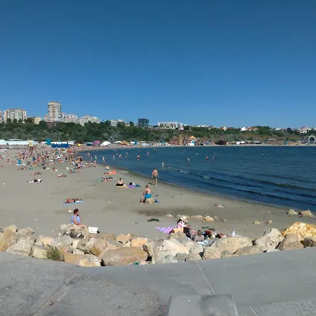 Apartment Promenada, 3 Camere, Max 6 Persoane, Locatie Ideala, 10 Min De Mers Pana La Plaja Constanta