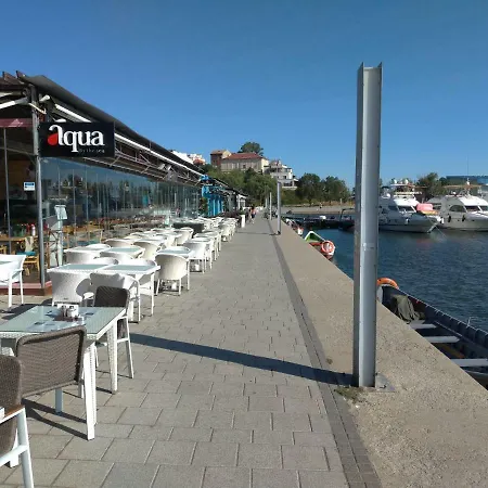 Promenada, 3 Camere, Max 6 Persoane, Locatie Ideala, 10 Min De Mers Pana La Plaja