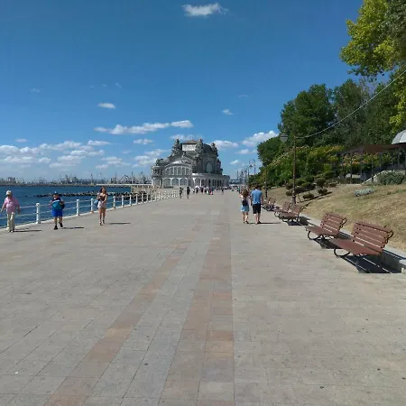 Apartment Promenada, 3 Camere, Max 6 Persoane, Locatie Ideala, 10 Min De Mers Pana La Plaja