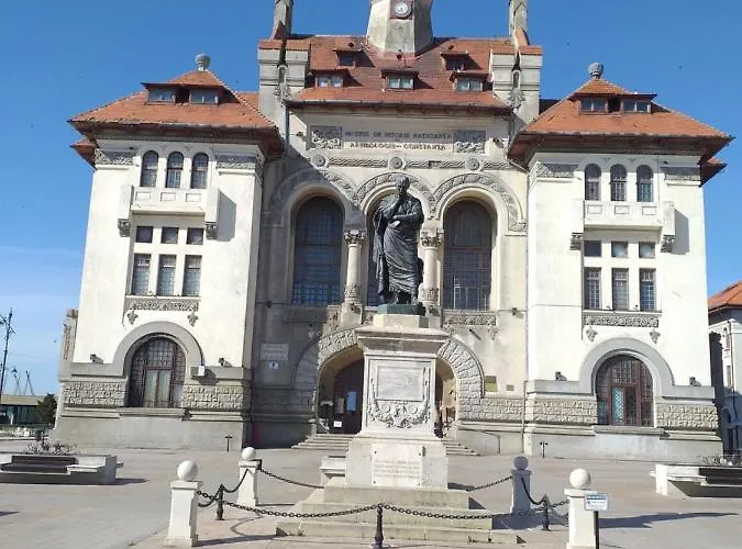 アパート Promenada, 3 Camere, Langa Cazino, Faleza, Acvariu, Port Tomis, Plaja, Piata Ovidiu コンスタンツァ