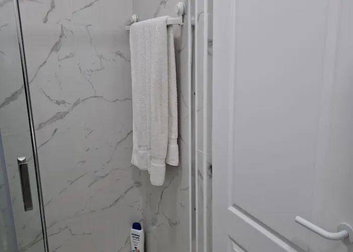 Promenada, 3 Camere, Langa Cazino, Faleza, Acvariu, Port Tomis, Plaja, Piata Ovidiu アパート