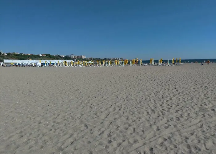 Promenada, 3 Camere, Langa Cazino, Faleza, Acvariu, Port Tomis, Plaja, Piata Ovidiu *